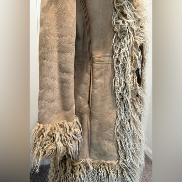 Vintage H&M Women's Tan Suede Leather Long Coat with Shaggy Furry Trim - Picture 3 of 17